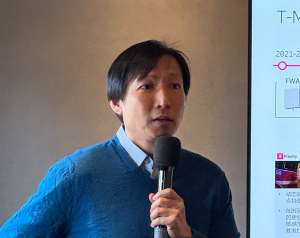 444db5f1ly1i8pgo3f4d2j20go0d7t9v