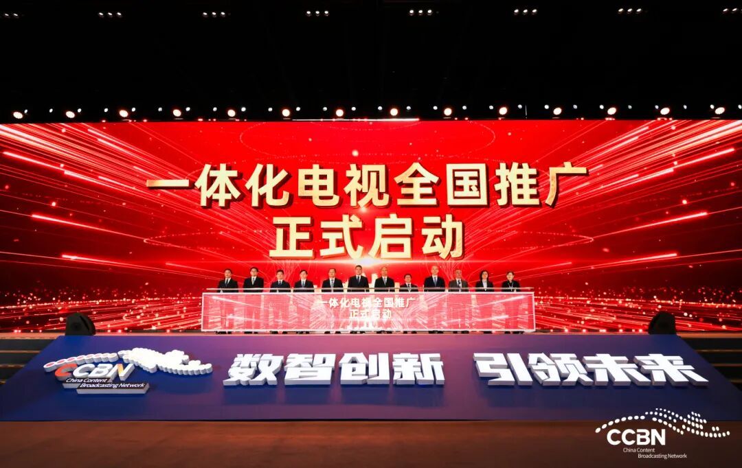 444db5f1ly1icfx415zudj20u00iydiu