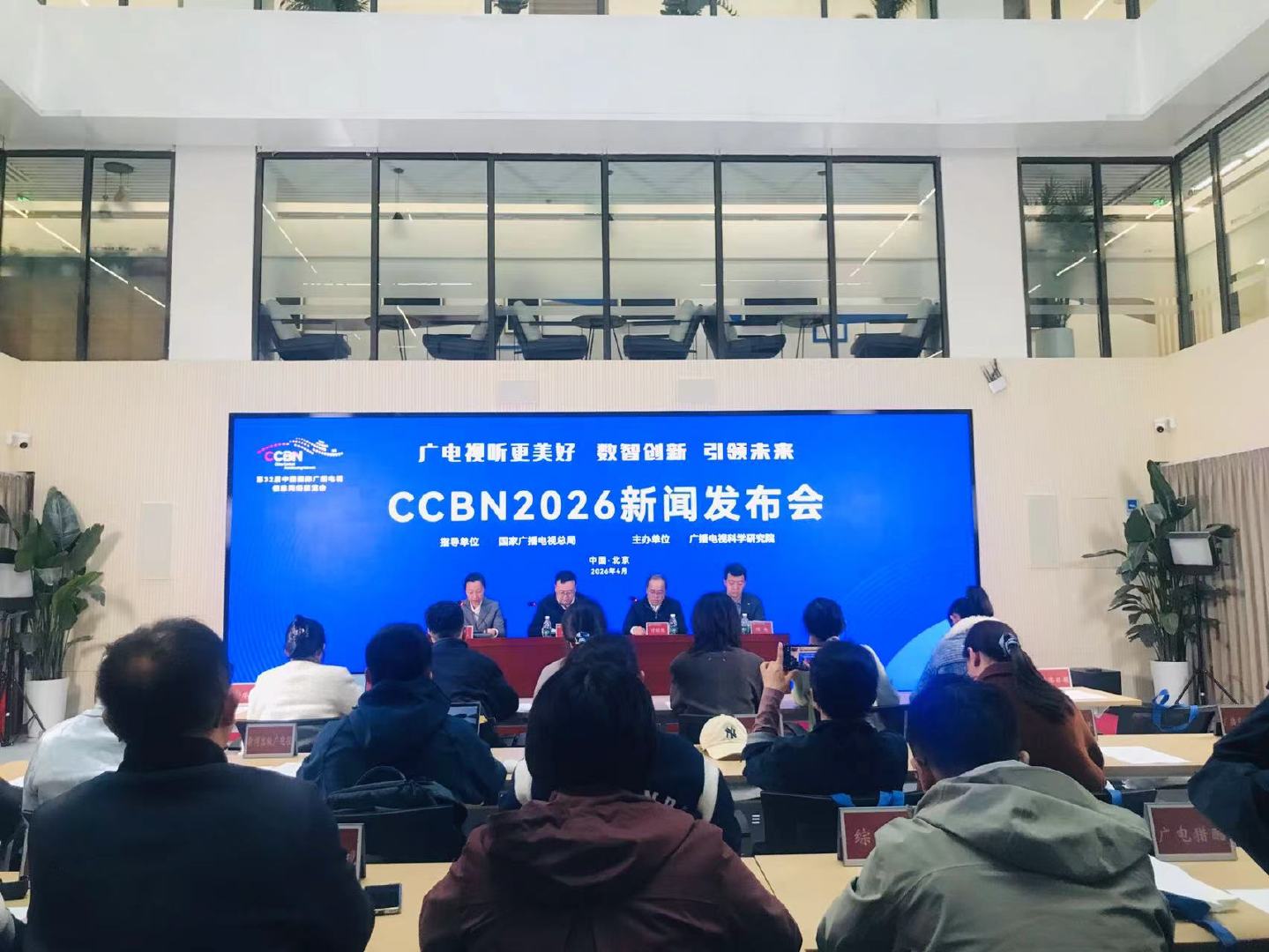 444db5f1ly1ic0tmw7ni7j213z0u0n1e