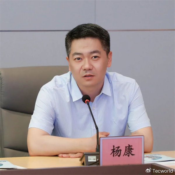 444db5f1ly4idpzwwpcalj20go0godgu.jpg